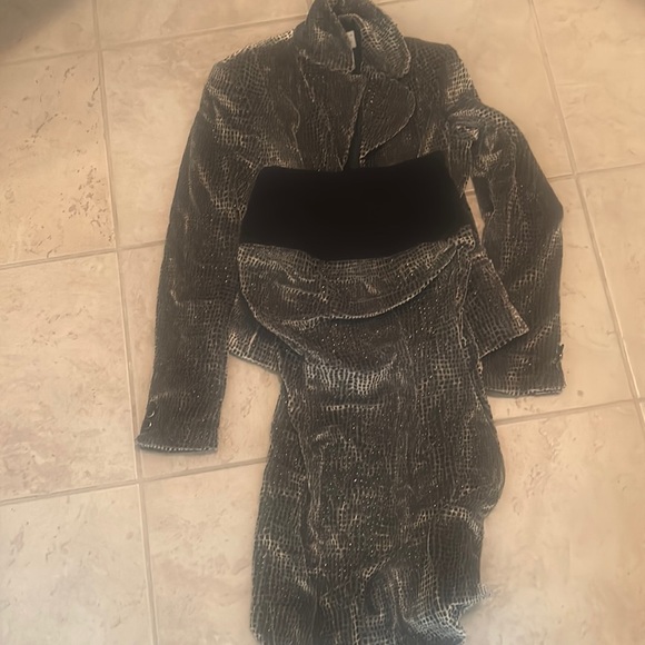 Daniel Rebecca size small